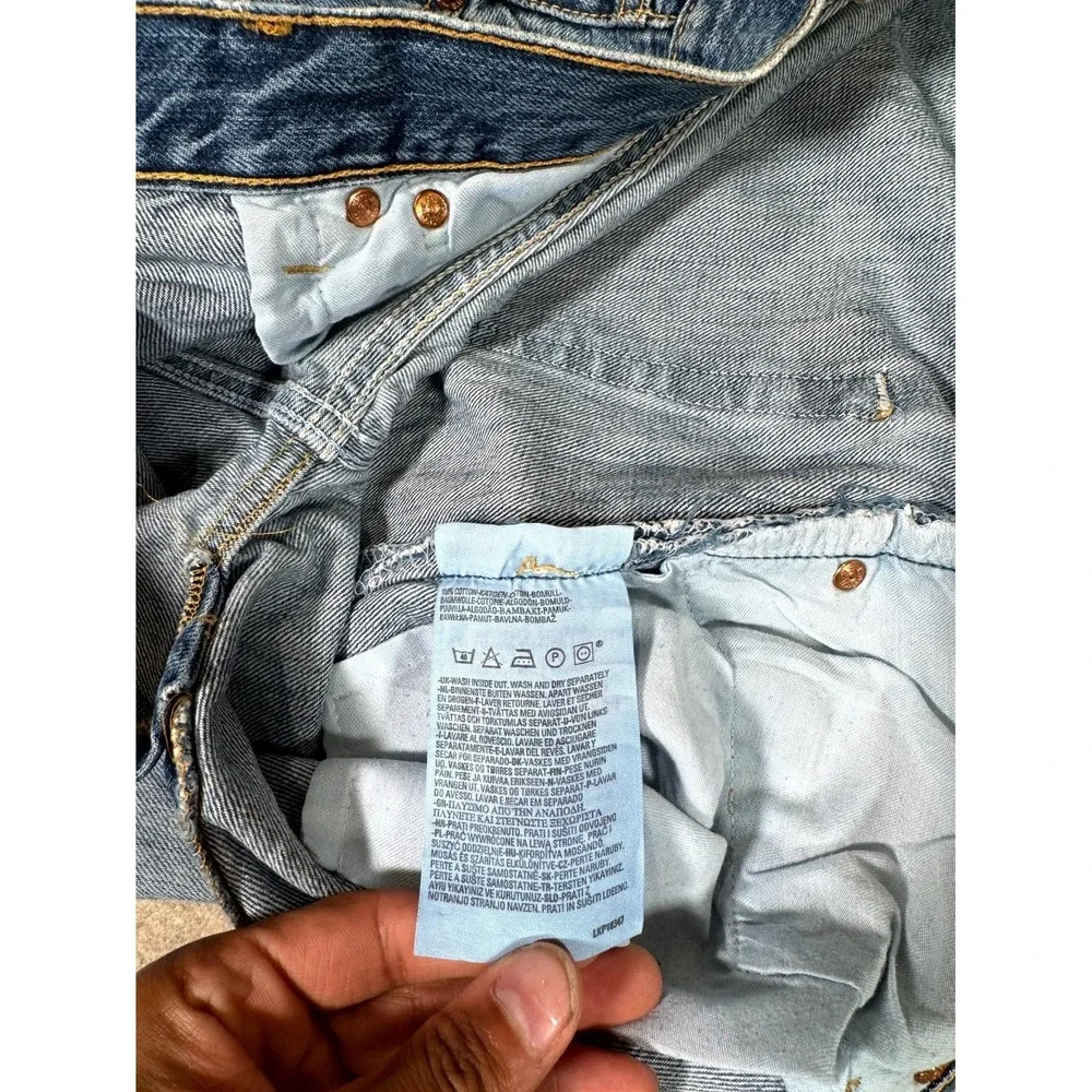 Levis 501 Jeans Mens 36x34 Blue Whiskering Denim Cotton Straight‎ Leg Button Fly